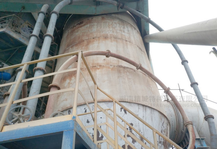 美运行一年的永利集团特瓷耐磨陶瓷管道外观无破损、运行无走漏