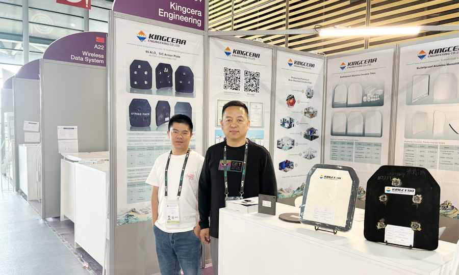 湖南永利集团携最新防弹产品亮相法国欧洲国际防务展