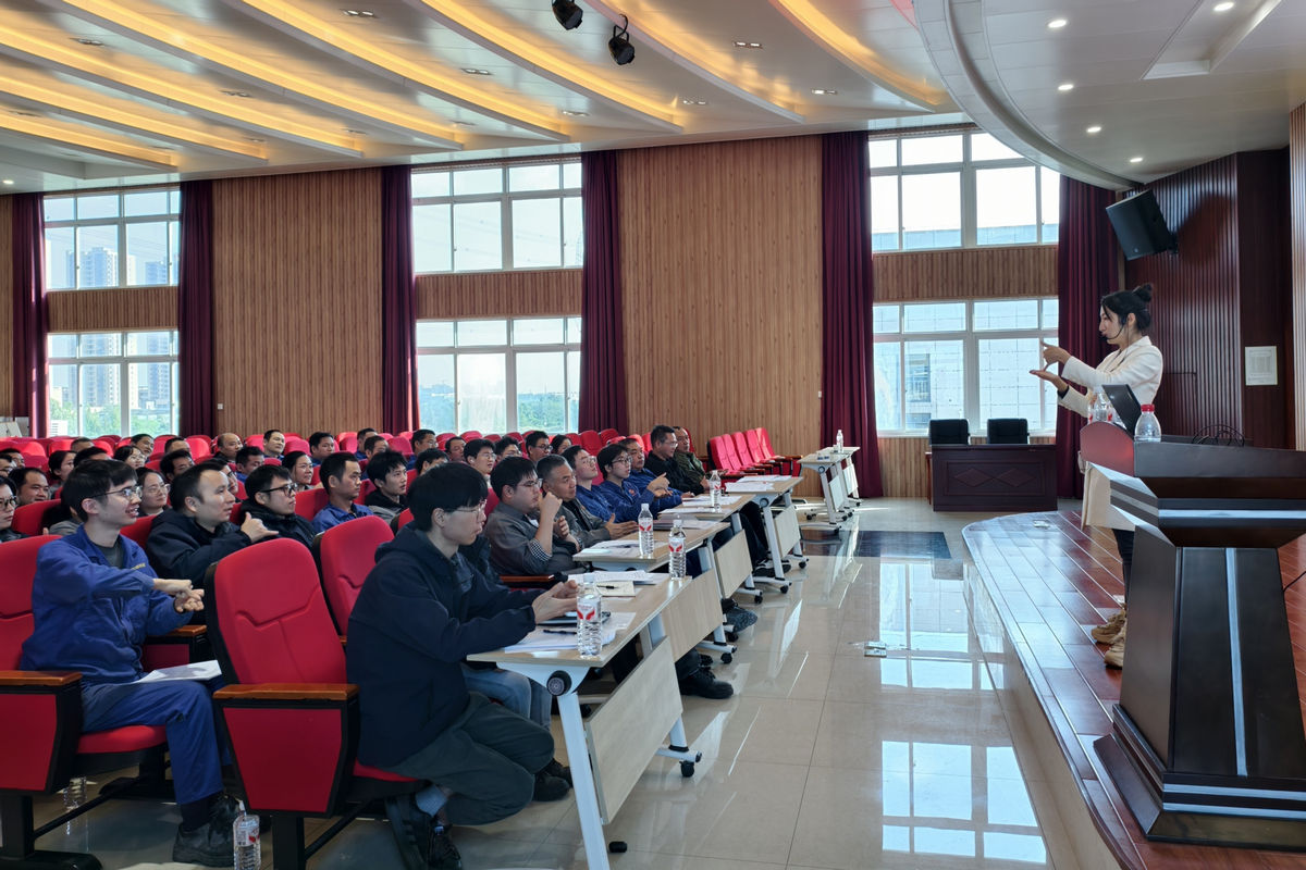 永利集团特瓷举行“相同无障碍”手语培训班开班仪式